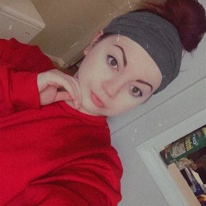 Meet your Posher, Jade